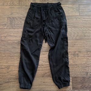 American Eagle utility joggers